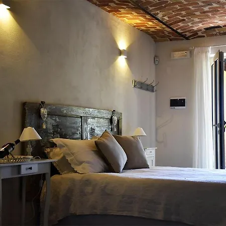 La Crusetta فندق مبيت وإفطار